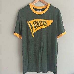 Oakland A’s New Era Classic Green and Yellow Athletics Tee Size Large